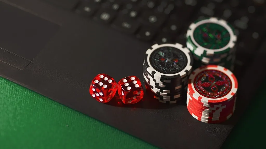 Vegas hero review: UK casino games, bonuses & features
